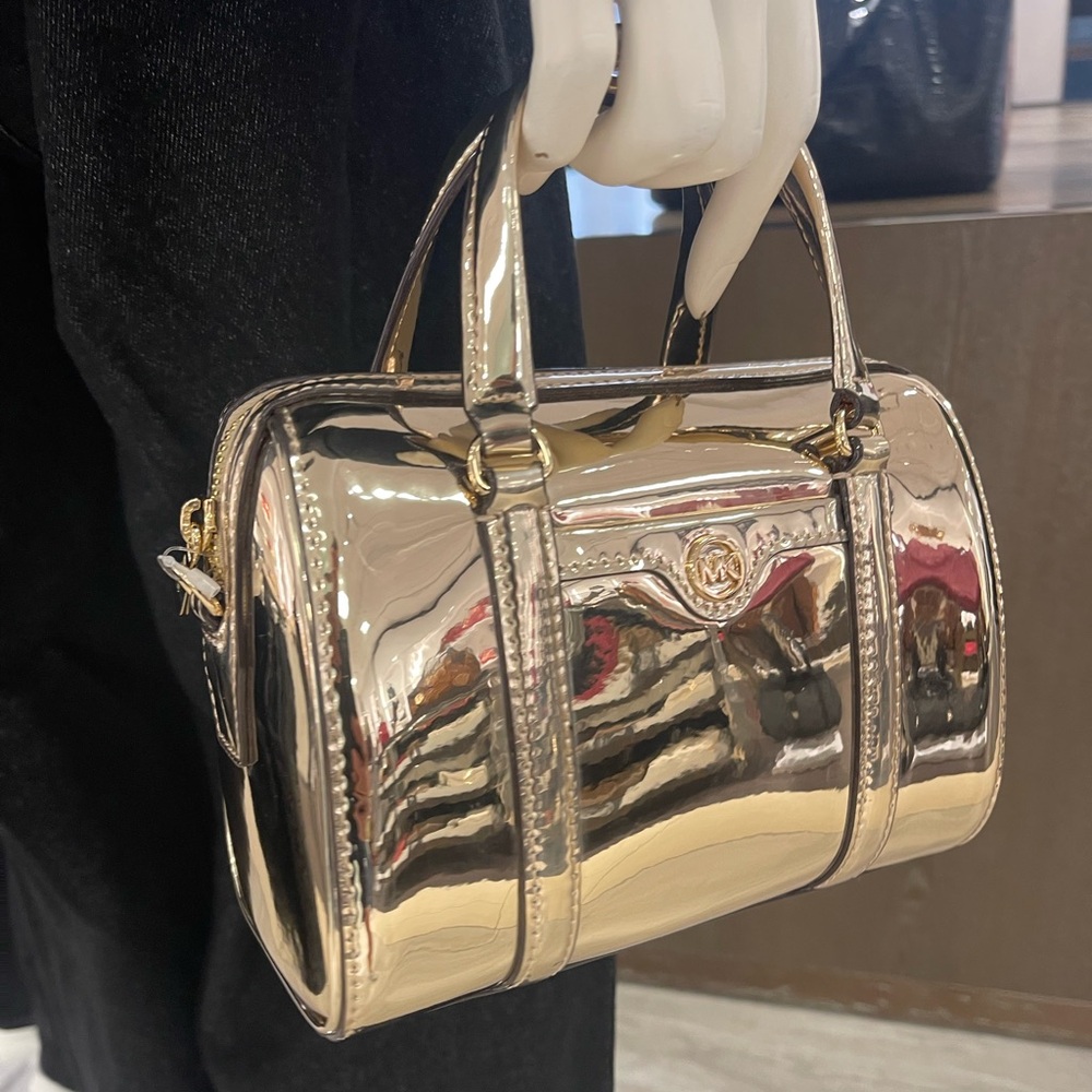MICHAEL KORS Jet Set Small Metallic Convertible Crossbody Duffle Xbody
Pale Gold - Picture 5 of 16